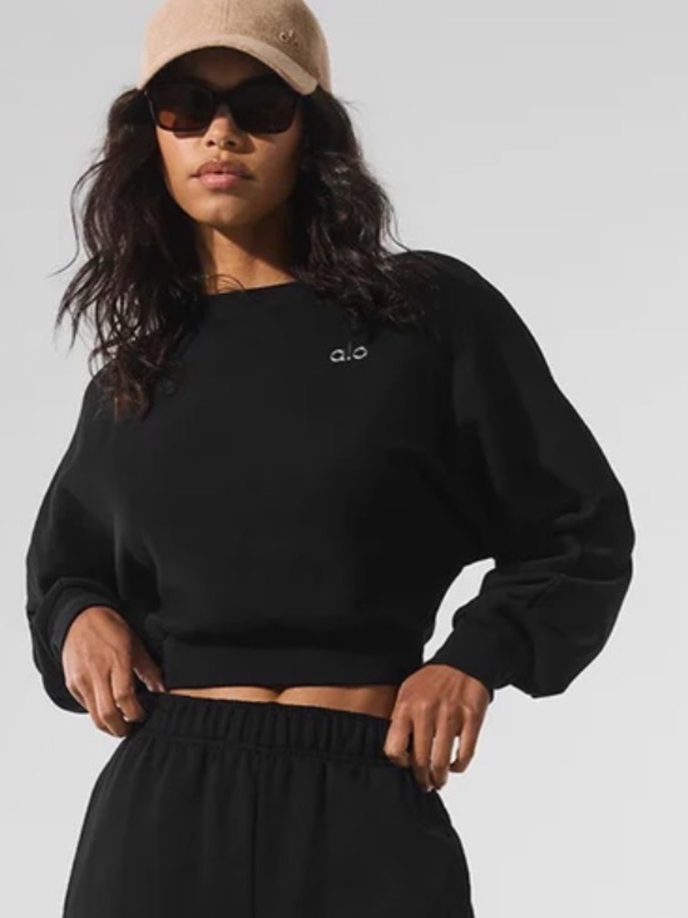 ALO Cropped Accolade Crewneck